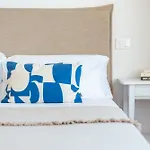 Luminous Loft Next To The Atlantic Ocean 度假居 Radazul