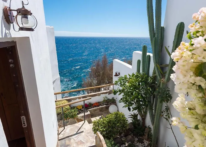 Luminous Loft Next To The Atlantic Ocean *