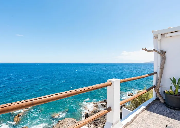 Luminous Loft Next To The Atlantic Ocean Tatil Evi Radazul