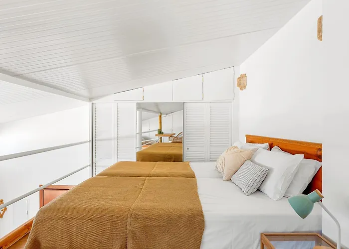 Tatil Evi Luminous Loft Next To The Atlantic Ocean Radazul