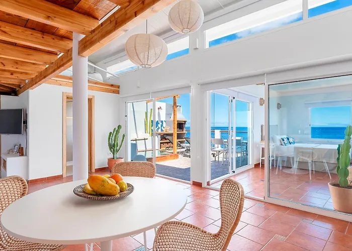 Luminous Loft Next To The Atlantic Ocean Holiday home *