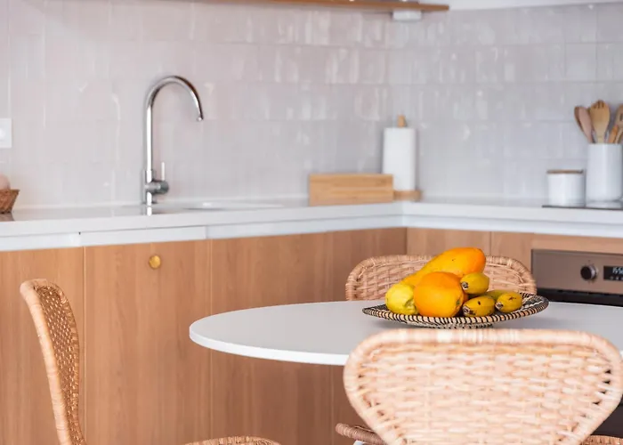 Luminous Loft Next To The Atlantic Ocean Tatil Evi Radazul