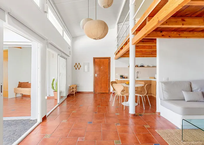 Luminous Loft Next To The Atlantic Ocean Ferienhaus Radazul