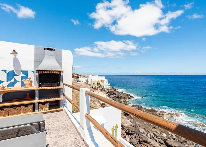Luminous Loft Next To The Atlantic Ocean * Radazul