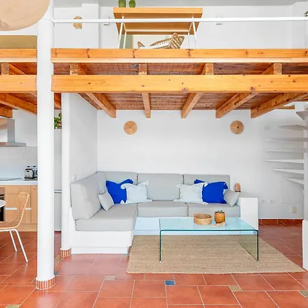 Luminous Loft Next To The Atlantic Ocean 度假居 *